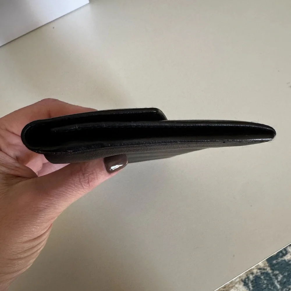 💌 Dior Sophistication: The Black Leather Envelope Wallet